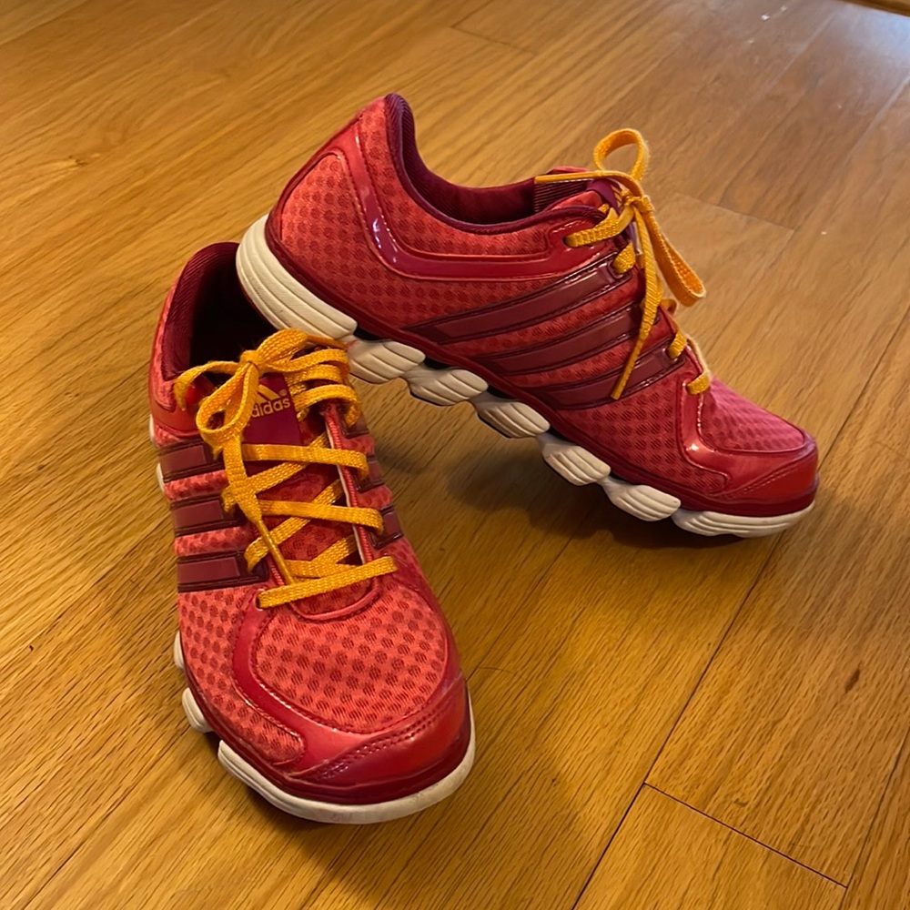 Adidas Sneakers